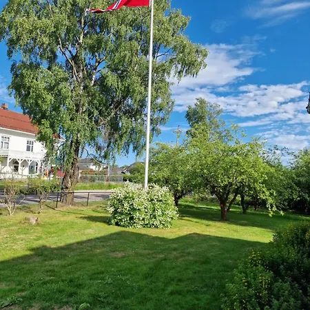Country house Aadarsh Rom Klofta 9 Min From Oslo Airport Gjerdrum