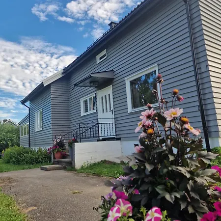Country house Aadarsh Rom Klofta 9 Min From Oslo Airport Gjerdrum